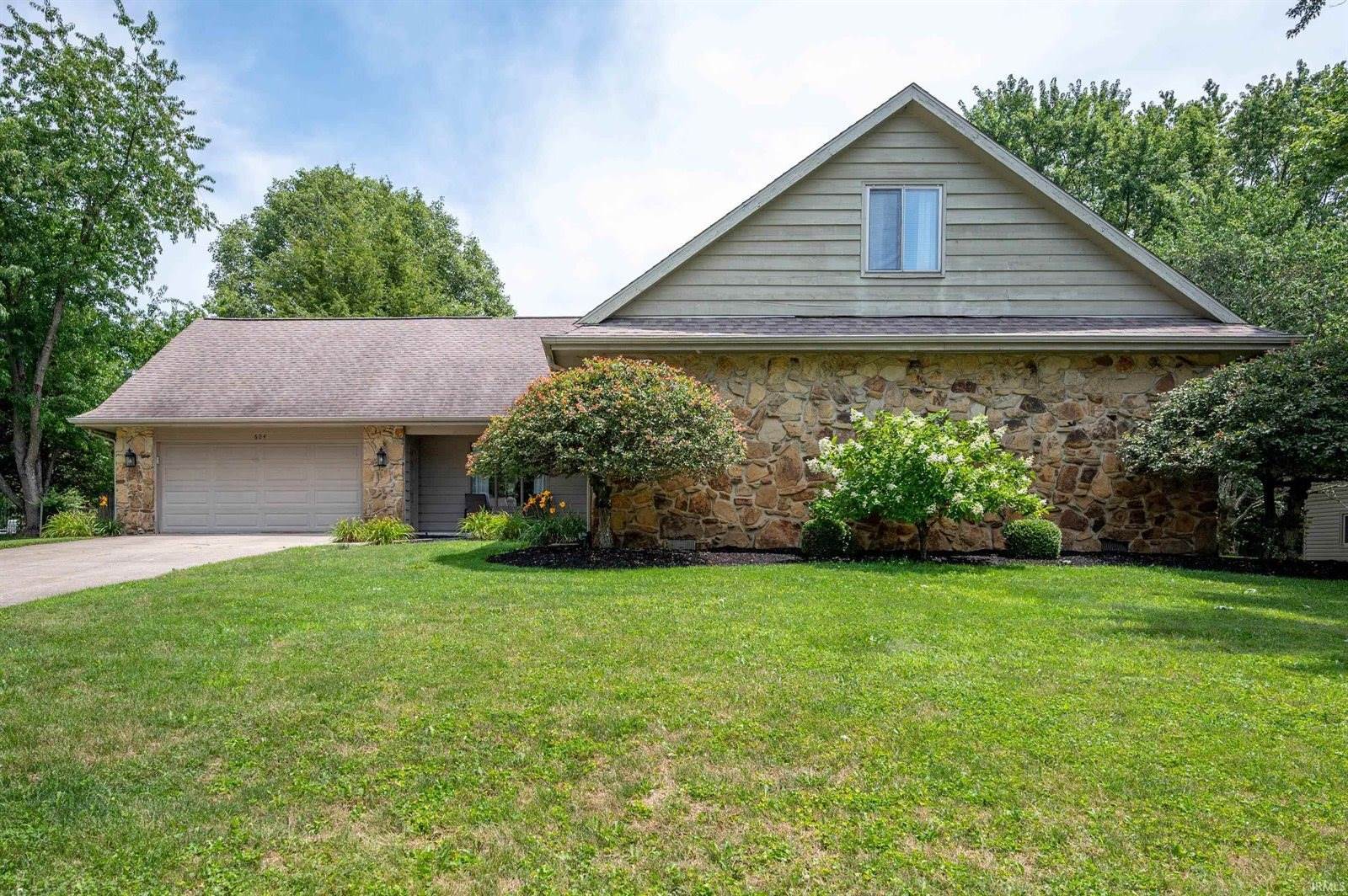 604 N Cherry Wood Lane, Muncie, IN 47304