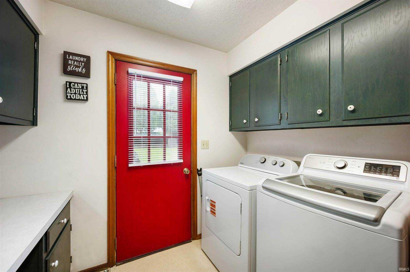 604 N Cherry Wood Lane, Muncie, IN 47304