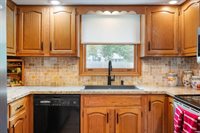 604 N Cherry Wood Lane, Muncie, IN 47304