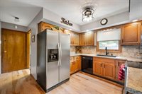 604 N Cherry Wood Lane, Muncie, IN 47304