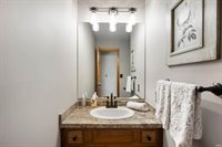 604 N Cherry Wood Lane, Muncie, IN 47304