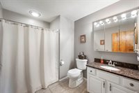 604 N Cherry Wood Lane, Muncie, IN 47304