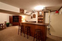 604 N Cherry Wood Lane, Muncie, IN 47304