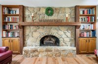 604 N Cherry Wood Lane, Muncie, IN 47304