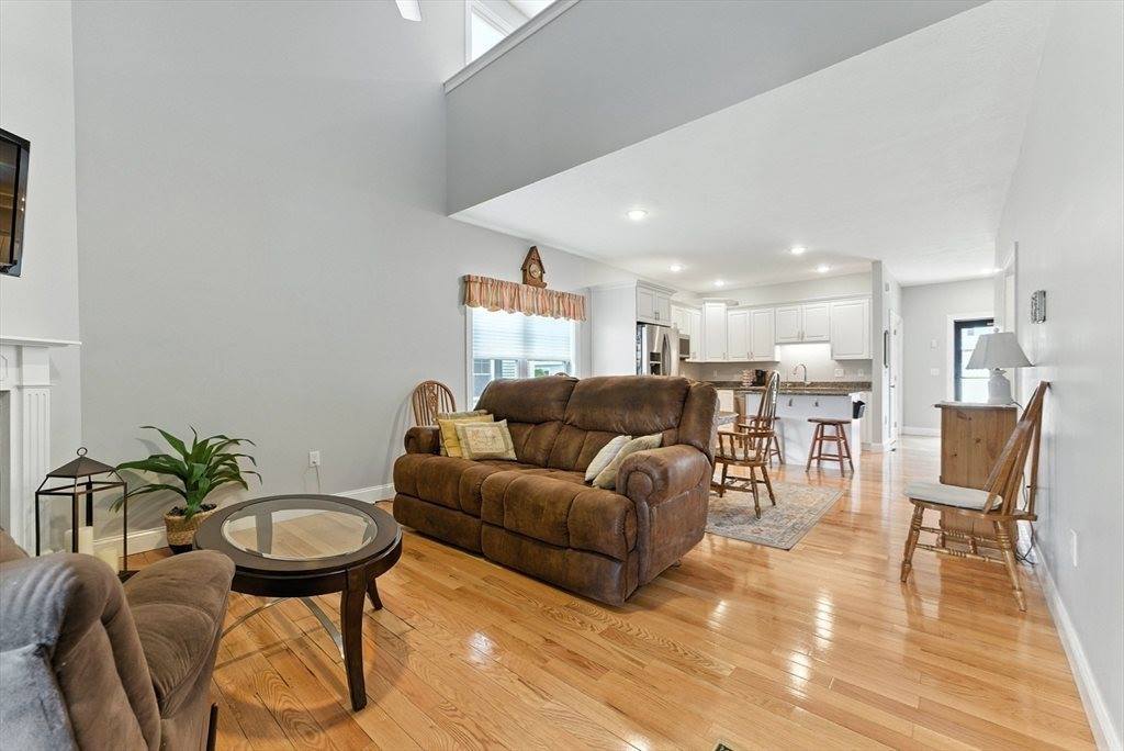 6 Saint Andrews Way, #6, West Springfield, MA 01089