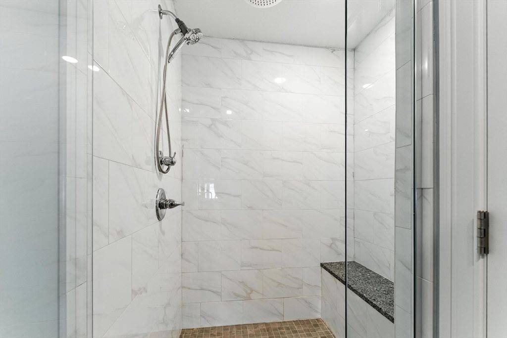 6 Saint Andrews Way, #6, West Springfield, MA 01089