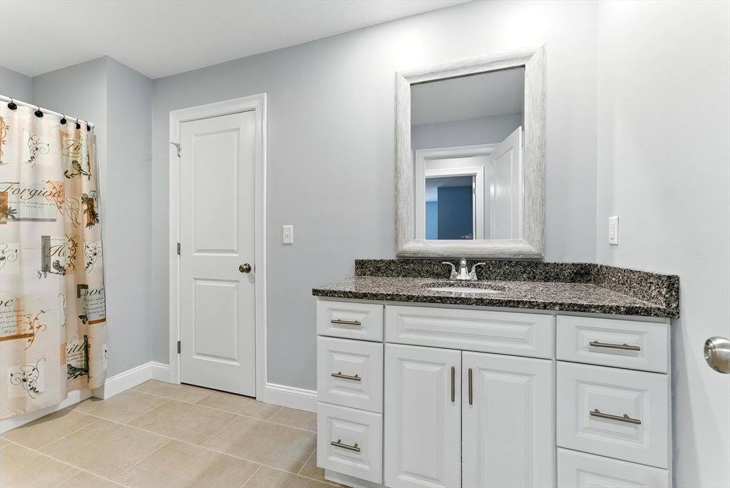 6 Saint Andrews Way, #6, West Springfield, MA 01089