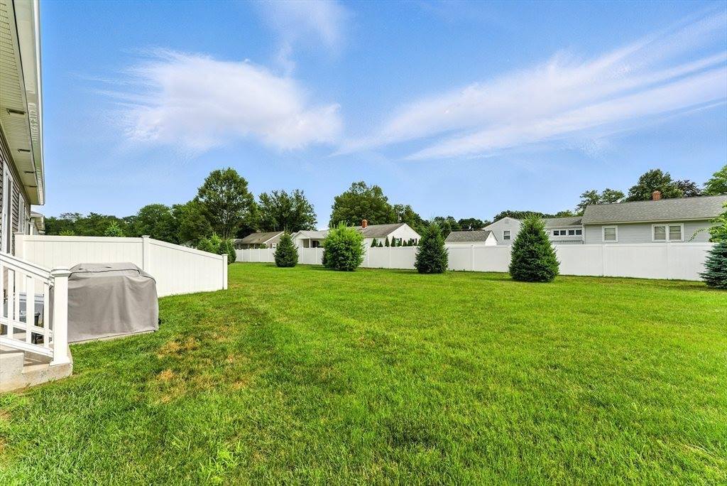 6 Saint Andrews Way, #6, West Springfield, MA 01089