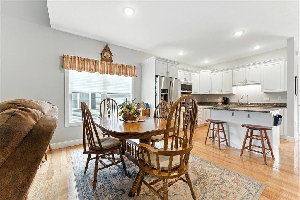 6 Saint Andrews Way, #6, West Springfield, MA 01089