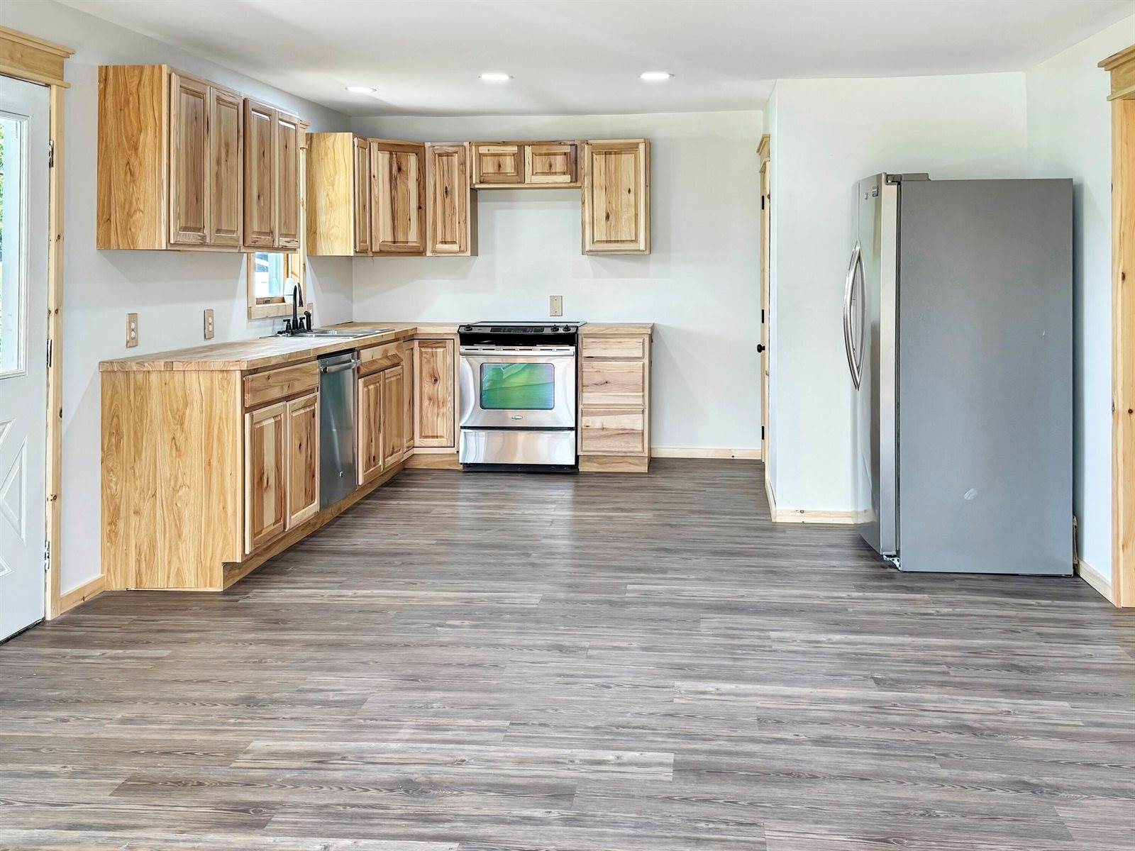 103 Notre Dame Street, Van Buren, ME 04785