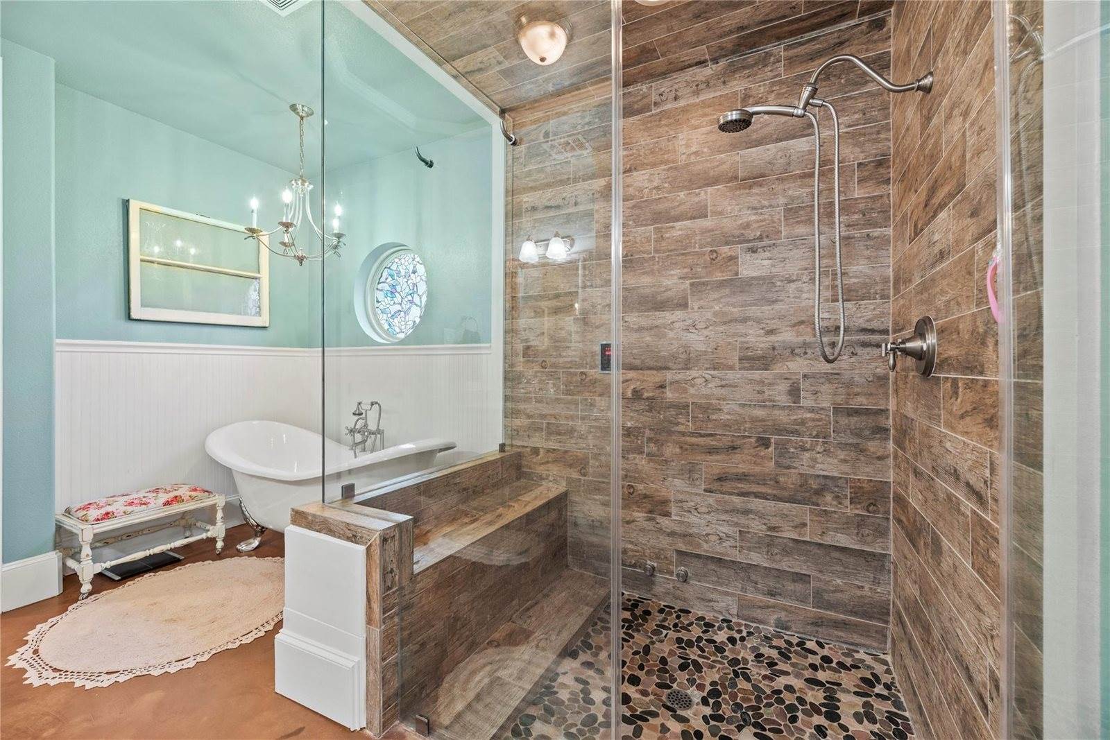 18904 West Grand Pine Circle, Montgomery, TX 77356