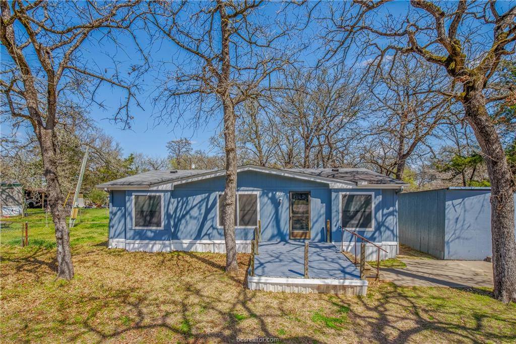 411 Daflyn Lane, Bryan, TX 77807