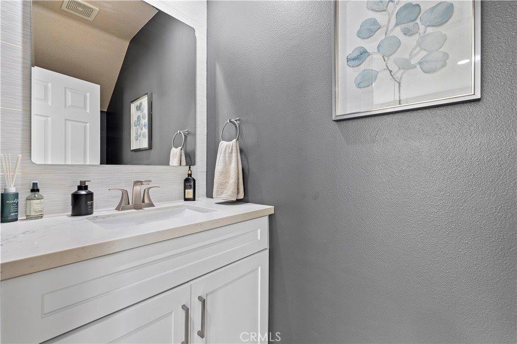 24140 Twin Tides Drive, Valencia, CA 91355