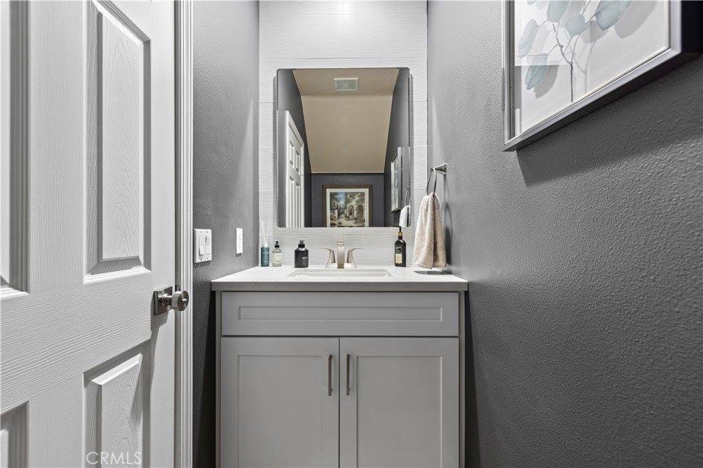 24140 Twin Tides Drive, Valencia, CA 91355