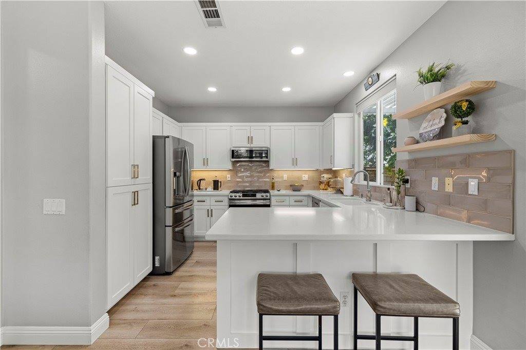 24140 Twin Tides Drive, Valencia, CA 91355