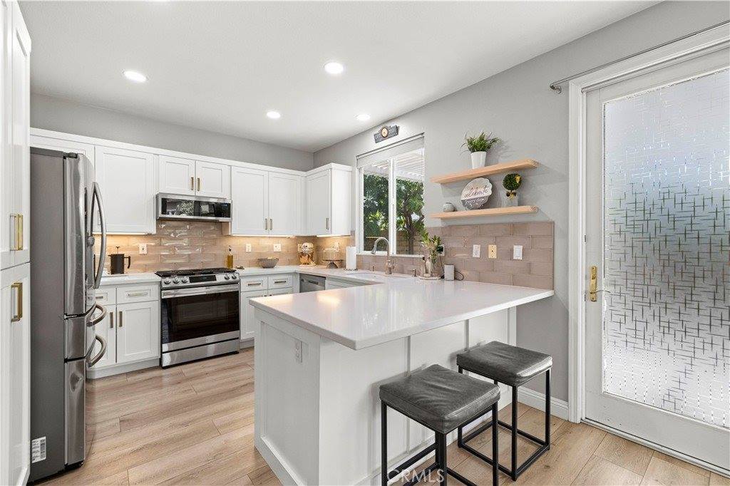 24140 Twin Tides Drive, Valencia, CA 91355