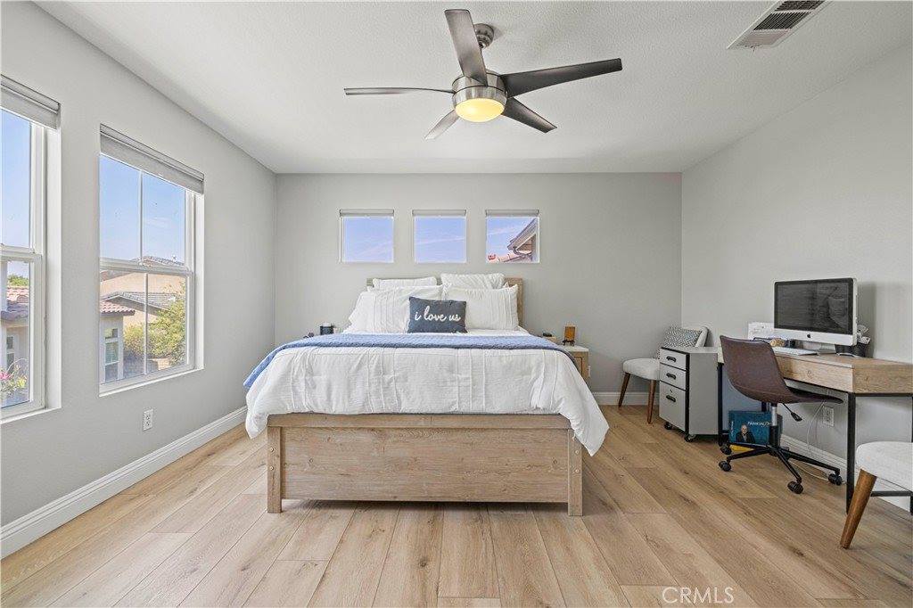 24140 Twin Tides Drive, Valencia, CA 91355