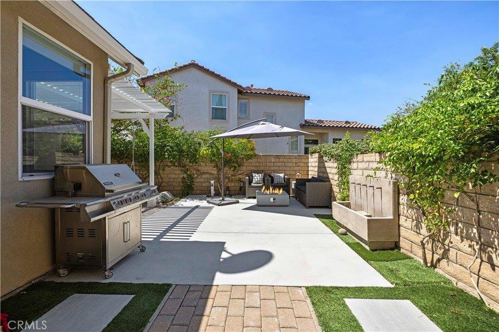 24140 Twin Tides Drive, Valencia, CA 91355