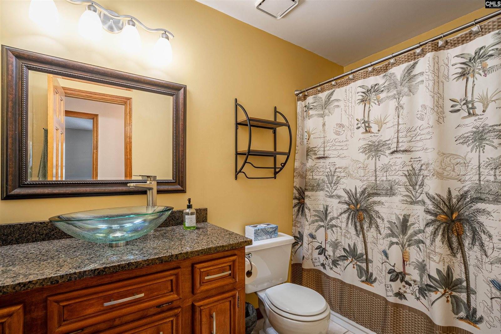 225 Fox Lake, West Columbia, SC 29170