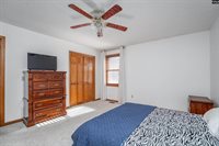 225 Fox Lake, West Columbia, SC 29170