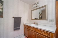 225 Fox Lake, West Columbia, SC 29170