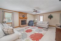225 Fox Lake, West Columbia, SC 29170