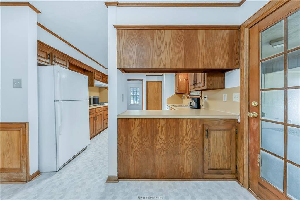 2705 Brookway Drive, College Station, TX 77845