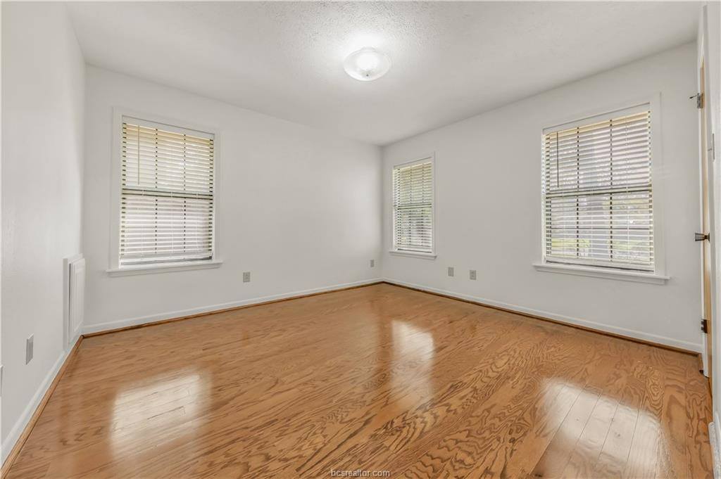 2705 Brookway Drive, College Station, TX 77845