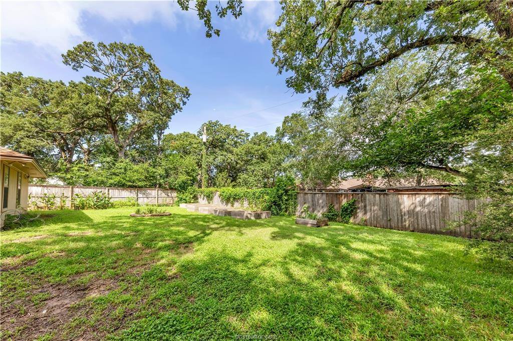 2705 Brookway Drive, College Station, TX 77845