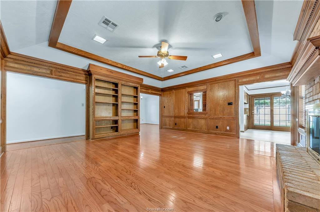 2705 Brookway Drive, College Station, TX 77845