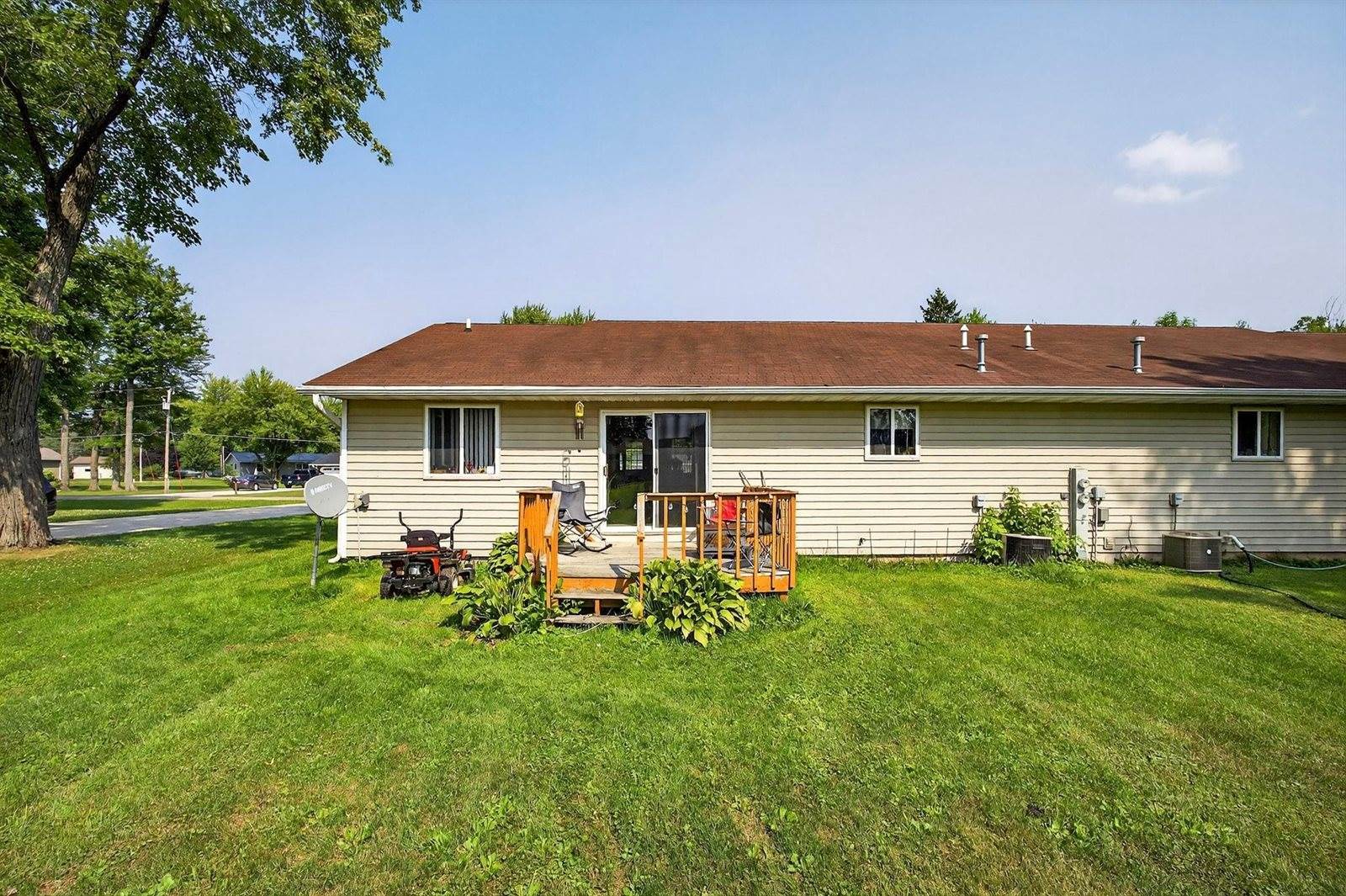 6429-6431 Ryland Avenue, Vesper, WI 54489