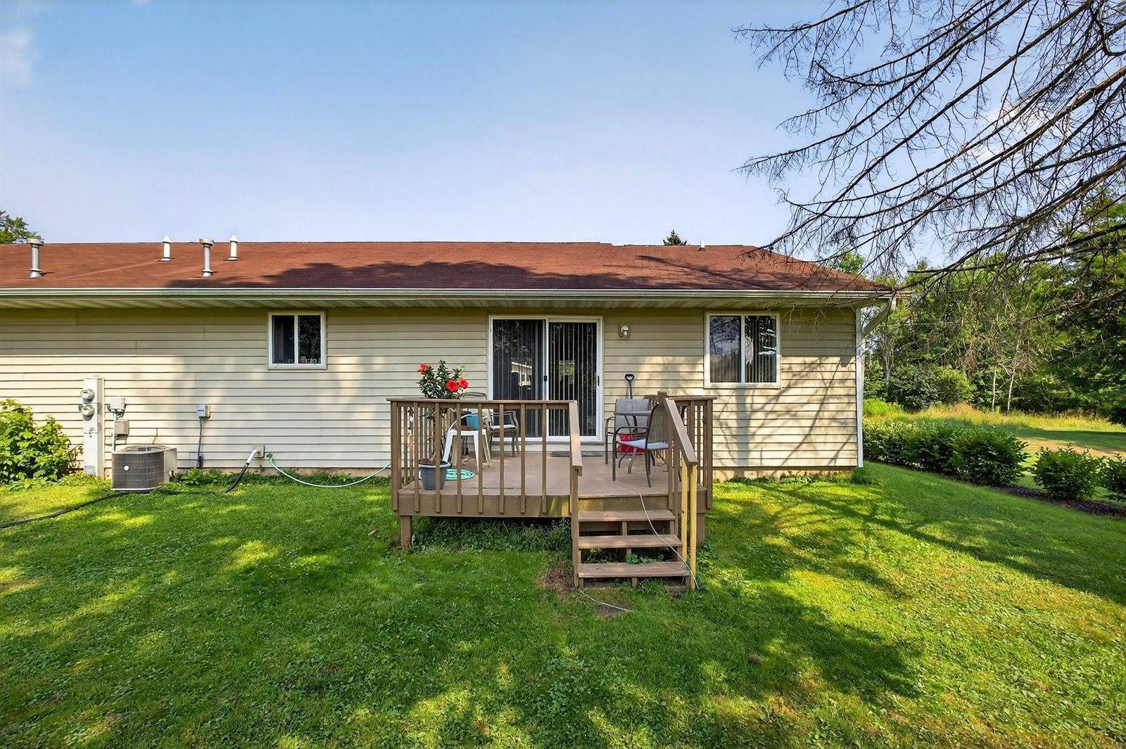 6429-6431 Ryland Avenue, Vesper, WI 54489