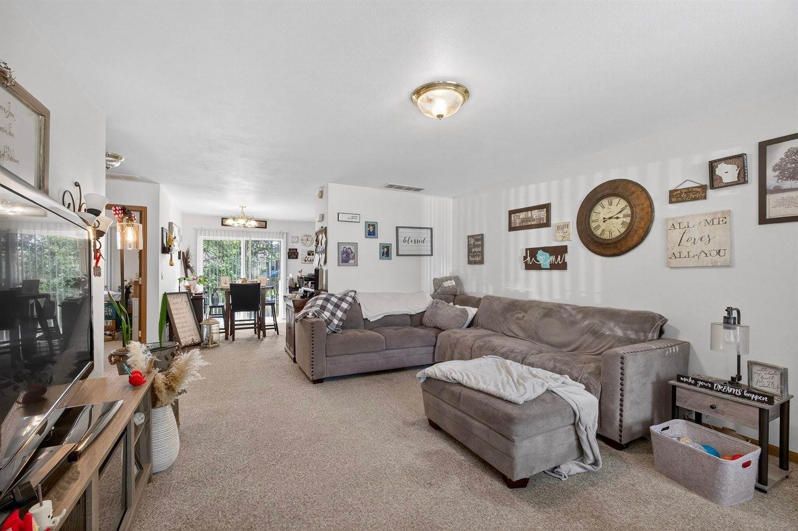 6429-6431 Ryland Avenue, Vesper, WI 54489