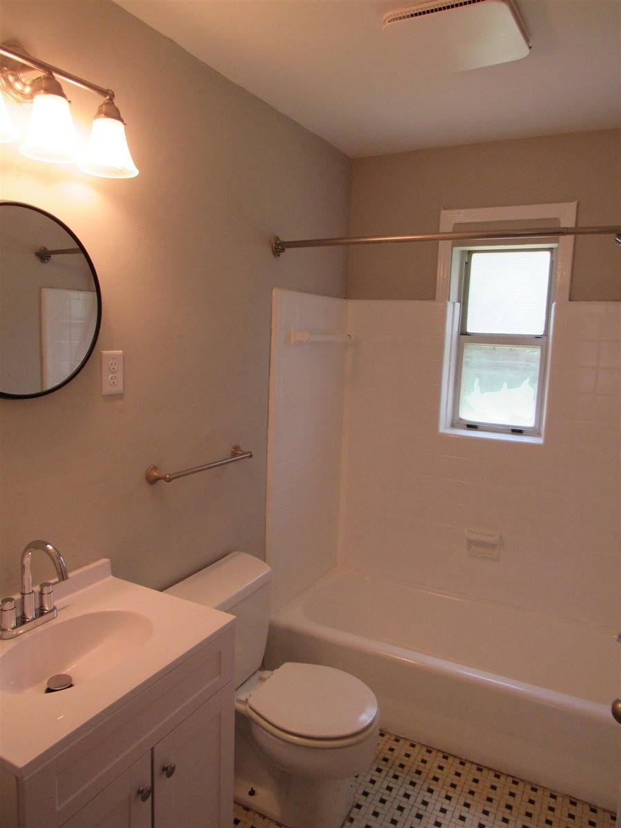 5055 Wingdale St, Memphis, TN 38117