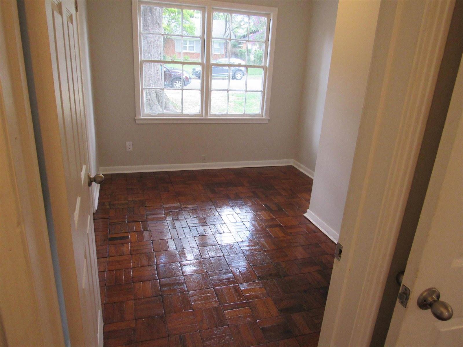 5055 Wingdale St, Memphis, TN 38117