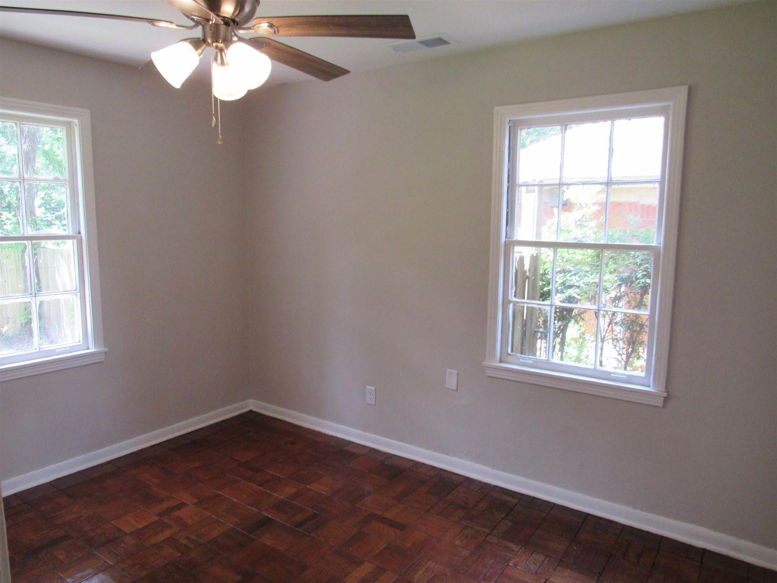 5055 Wingdale St, Memphis, TN 38117