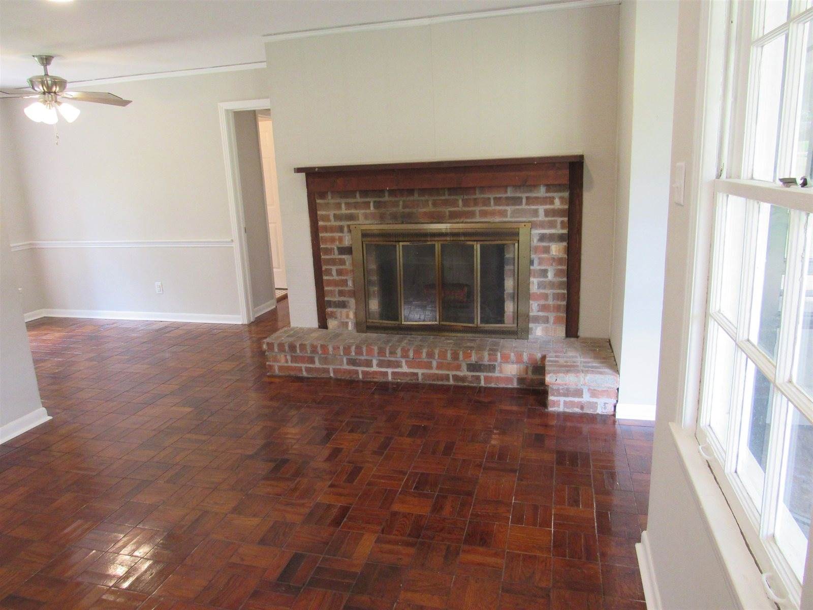 5055 Wingdale St, Memphis, TN 38117