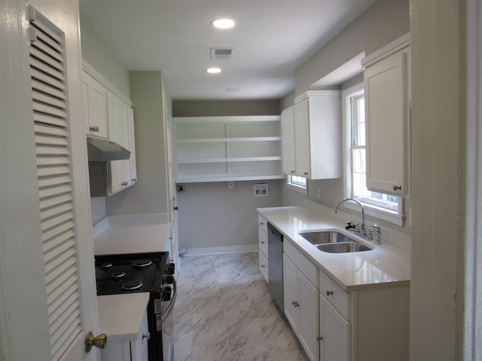 5055 Wingdale St, Memphis, TN 38117