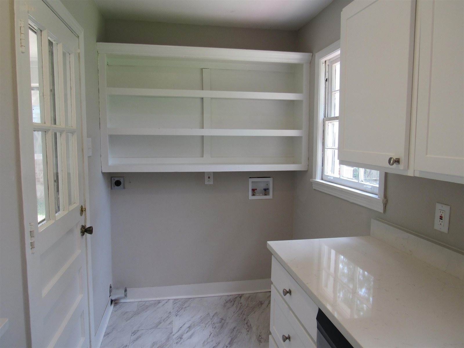 5055 Wingdale St, Memphis, TN 38117