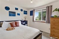 2069 Oxford Court, Ferndale, WA 98248