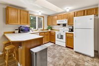 2069 Oxford Court, Ferndale, WA 98248