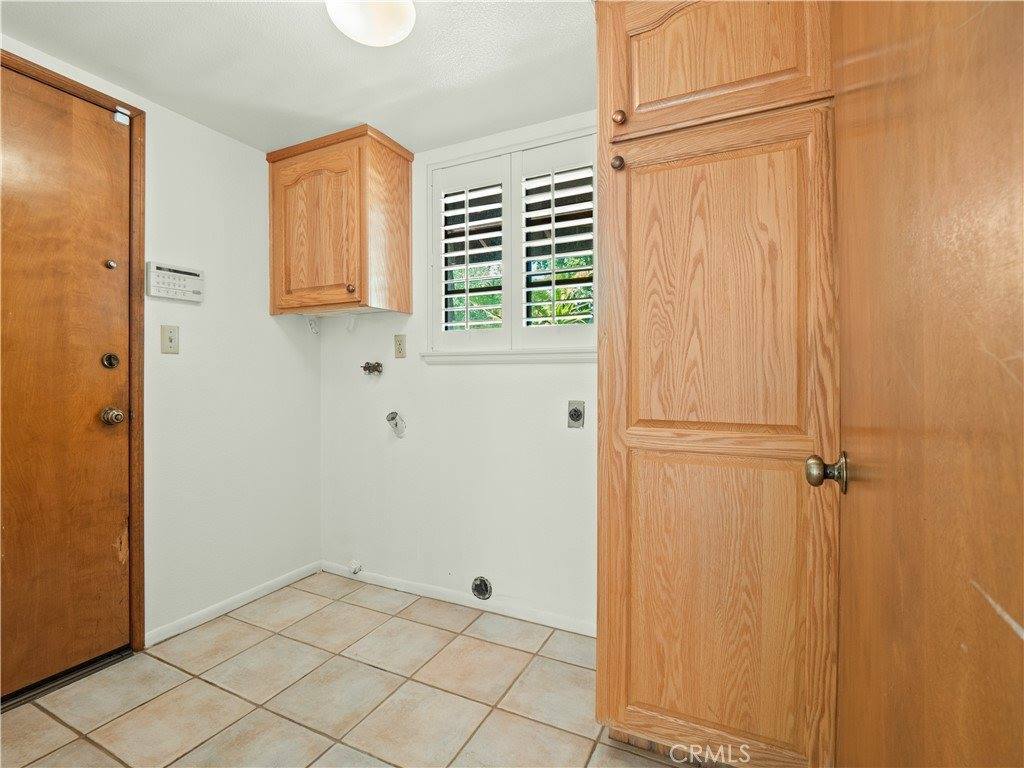 24540 Acorn Court, Newhall, CA 91321