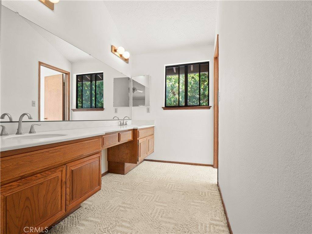 24540 Acorn Court, Newhall, CA 91321