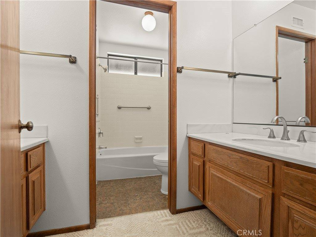 24540 Acorn Court, Newhall, CA 91321