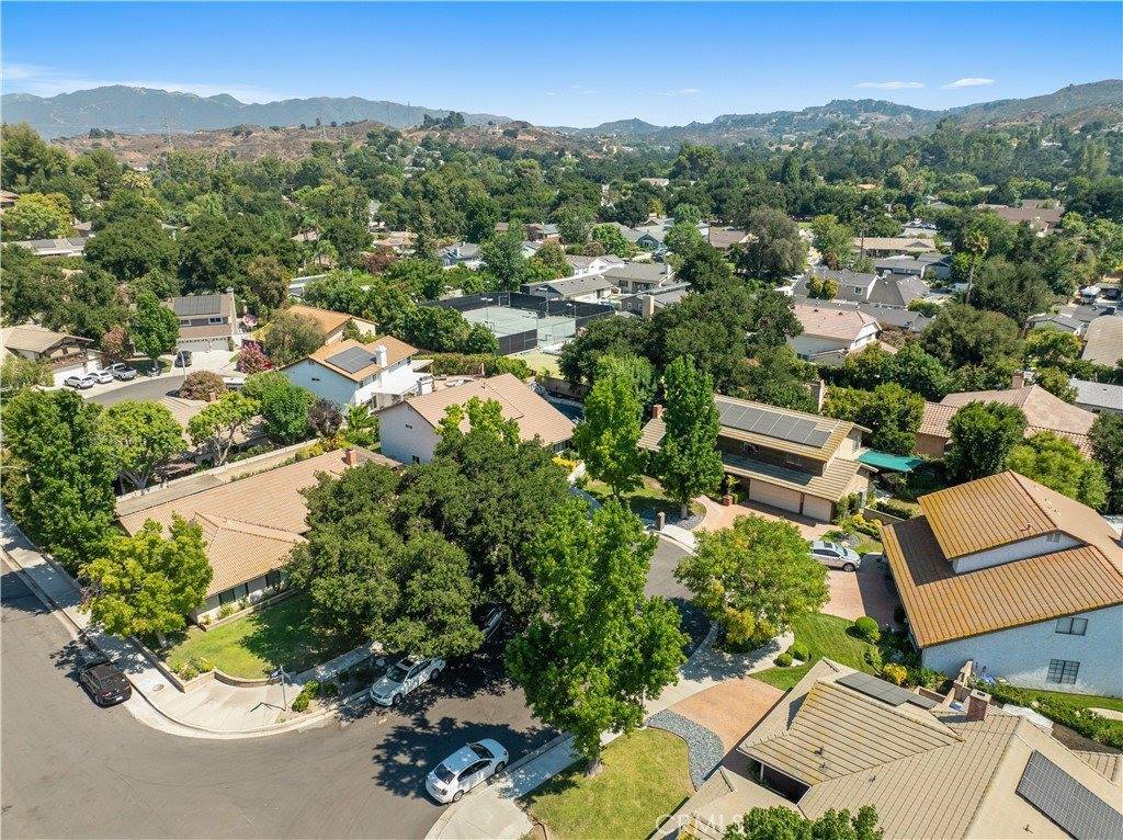 24540 Acorn Court, Newhall, CA 91321