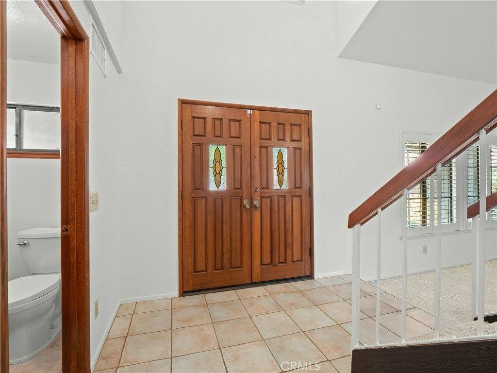 24540 Acorn Court, Newhall, CA 91321