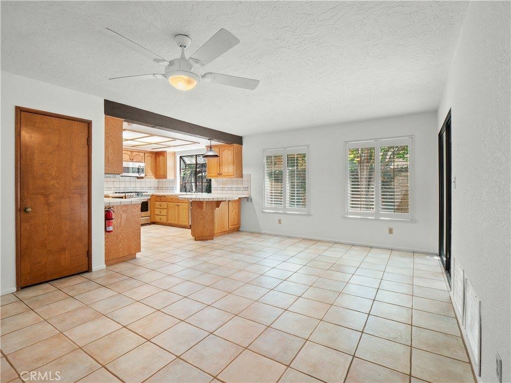 24540 Acorn Court, Newhall, CA 91321