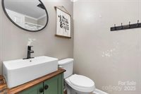 3843 22nd Street NE, Hickory, NC 28601