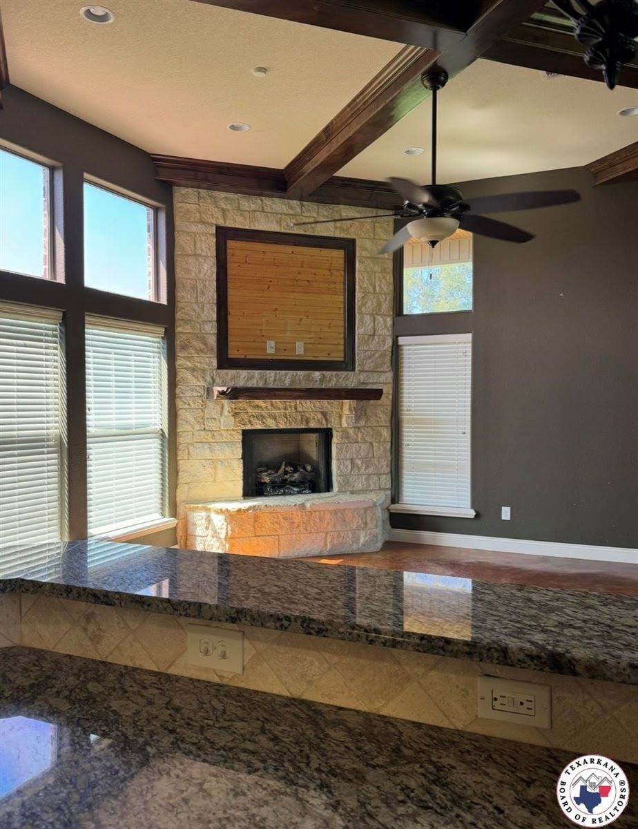 131 Barkman Creek Trace Rd, Hooks, TX 75561