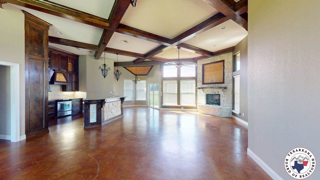 131 Barkman Creek Trace Rd, Hooks, TX 75561